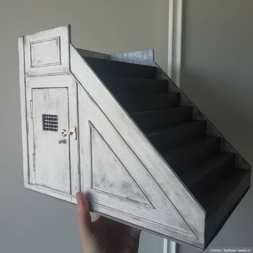 Сдается чулан под лестницей (фото 3)