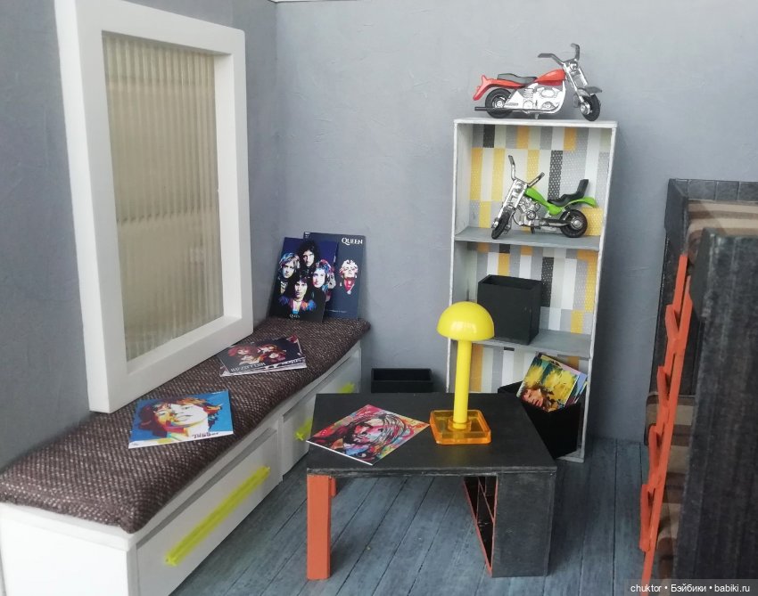 Клей, картон и рок-н-ролл