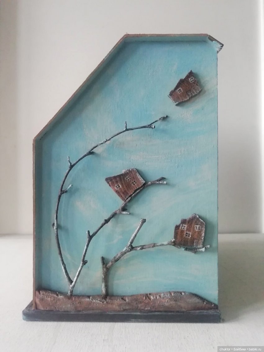 Сюрреализм, листья и улитки