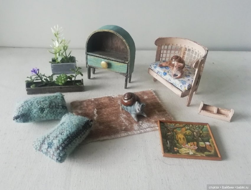 Сюрреализм, листья и улитки