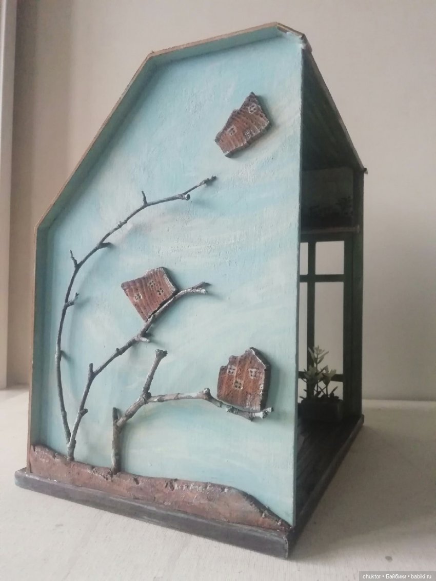 Сюрреализм, листья и улитки