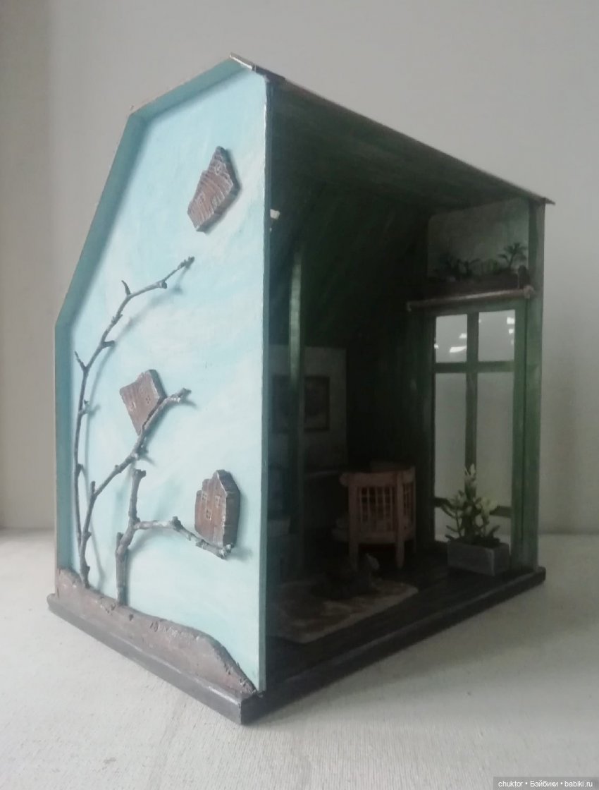 Сюрреализм, листья и улитки