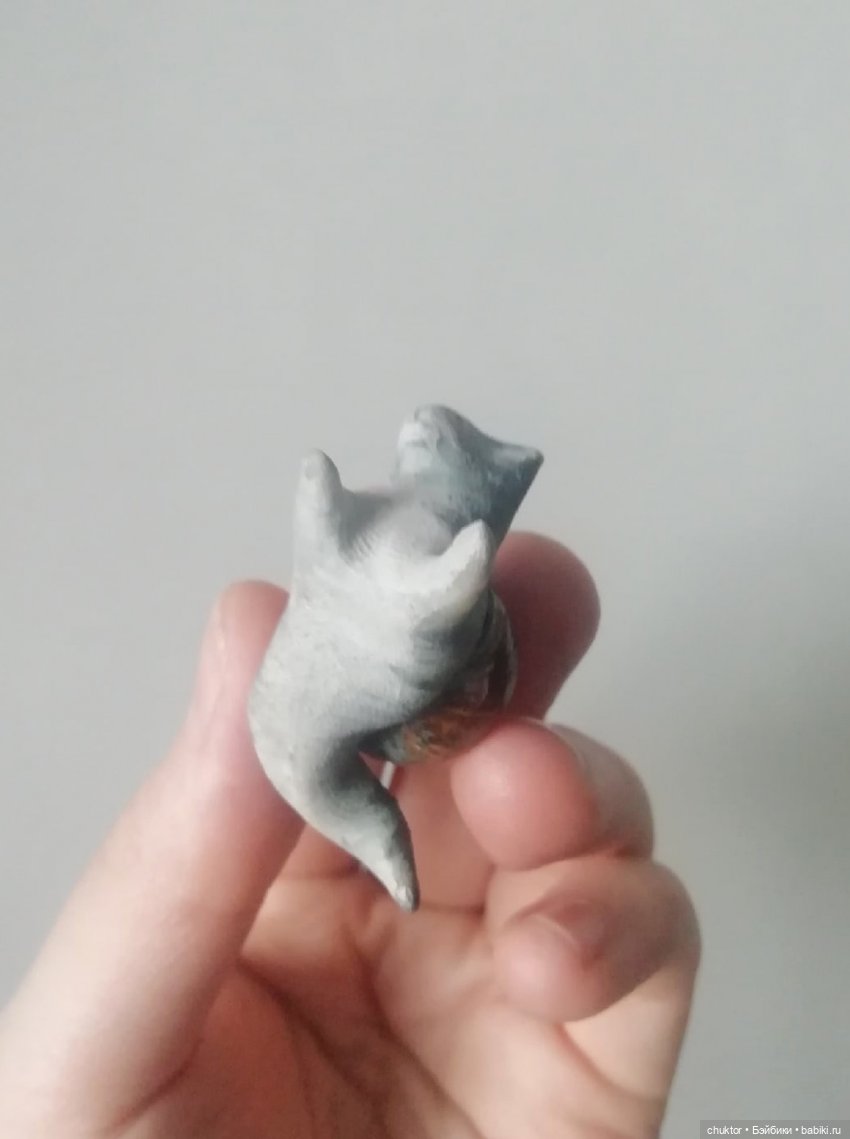 Сюрреализм, листья и улитки