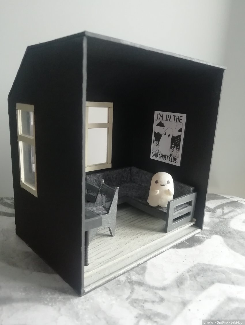 В чёрном-чёрном доме — Румбоксы и кукольные интерьеры: фото (фото 7)