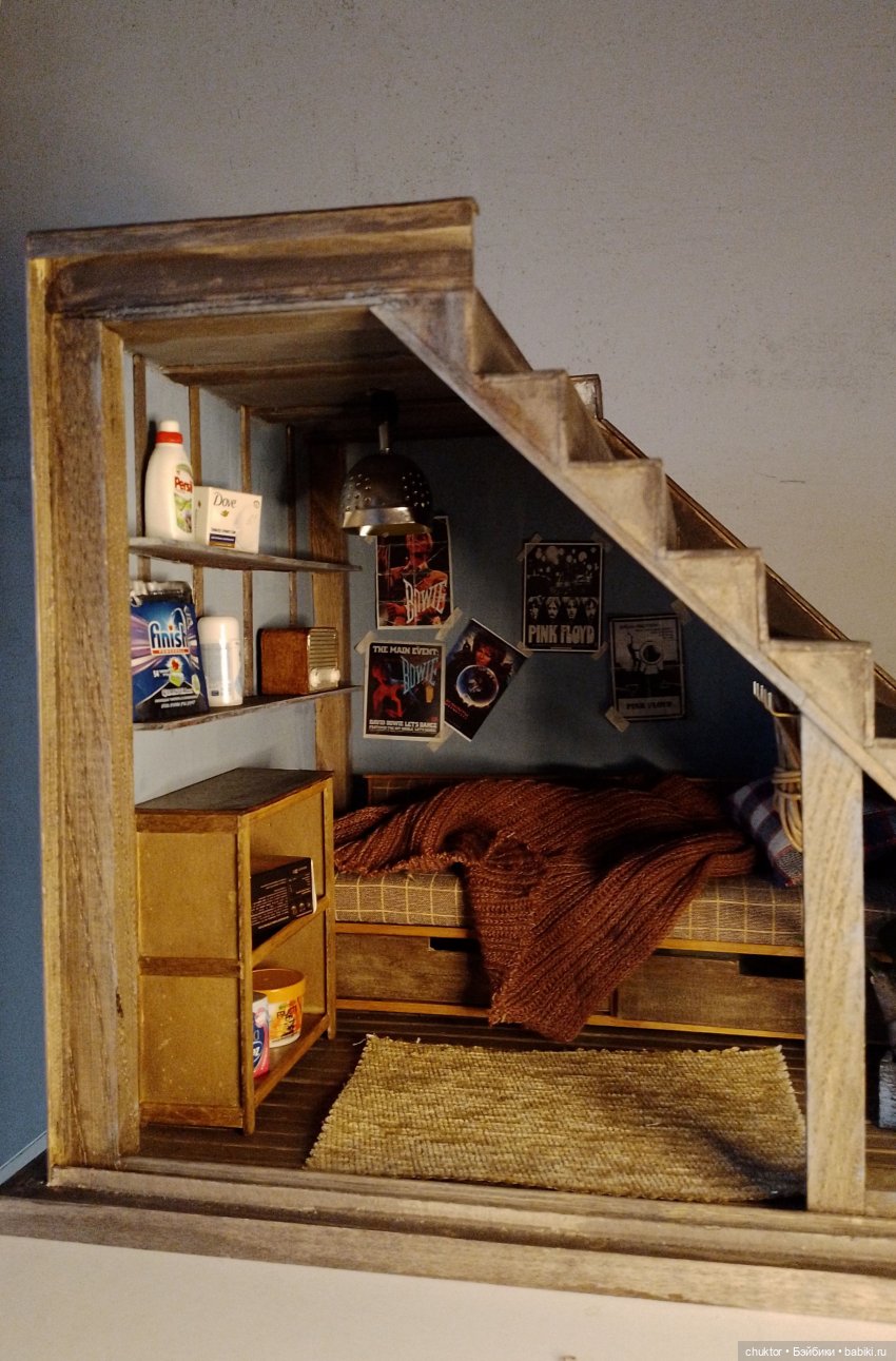 Под лестницей — Румбоксы и кукольные интерьеры: фото