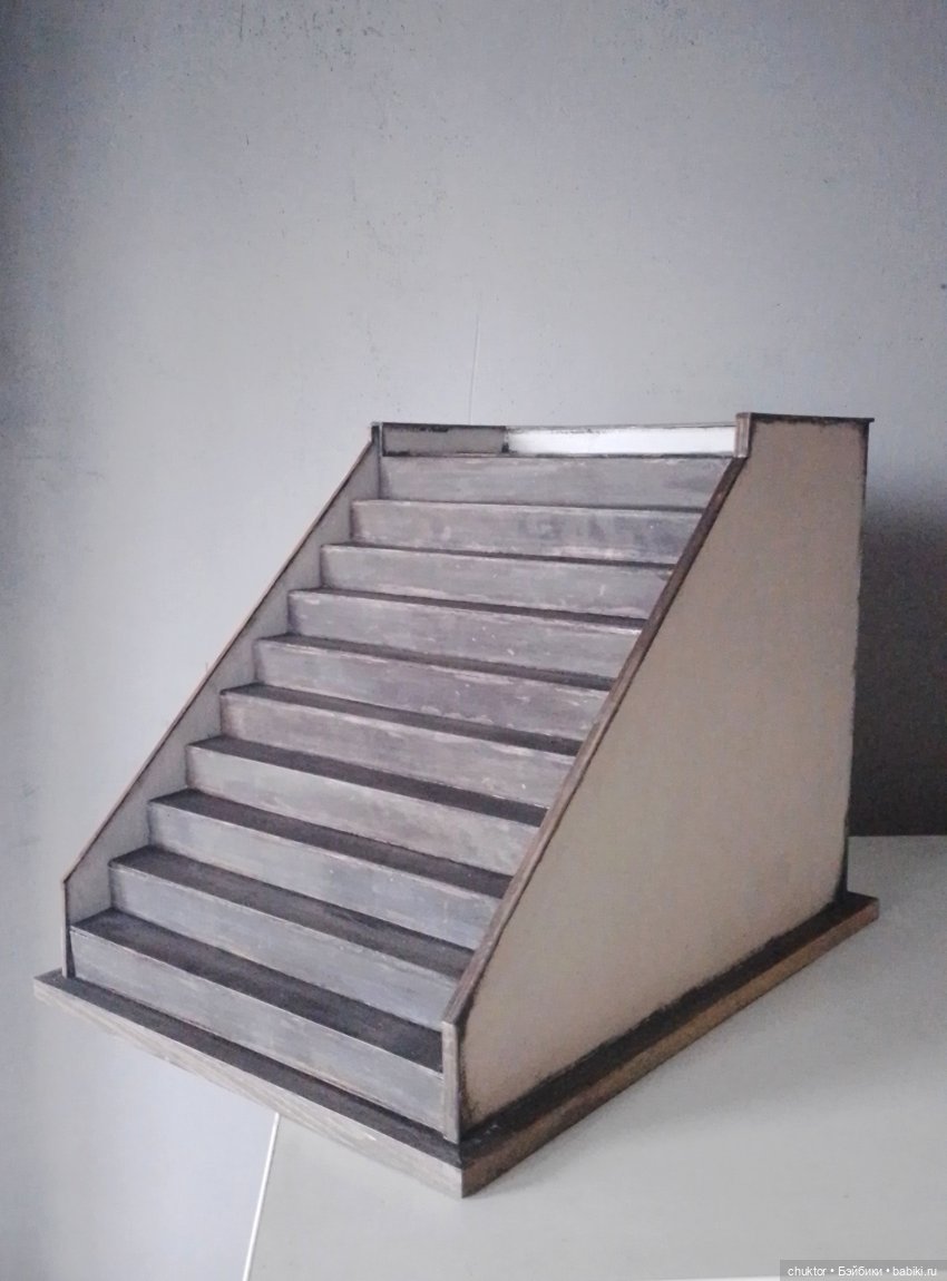 Под лестницей — Румбоксы и кукольные интерьеры: фото (фото 3)