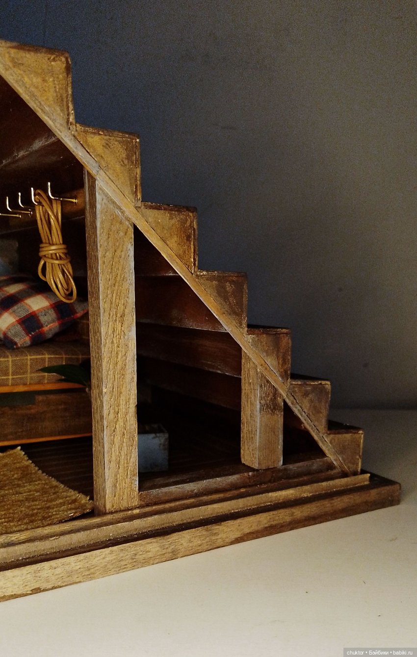 Под лестницей — Румбоксы и кукольные интерьеры: фото