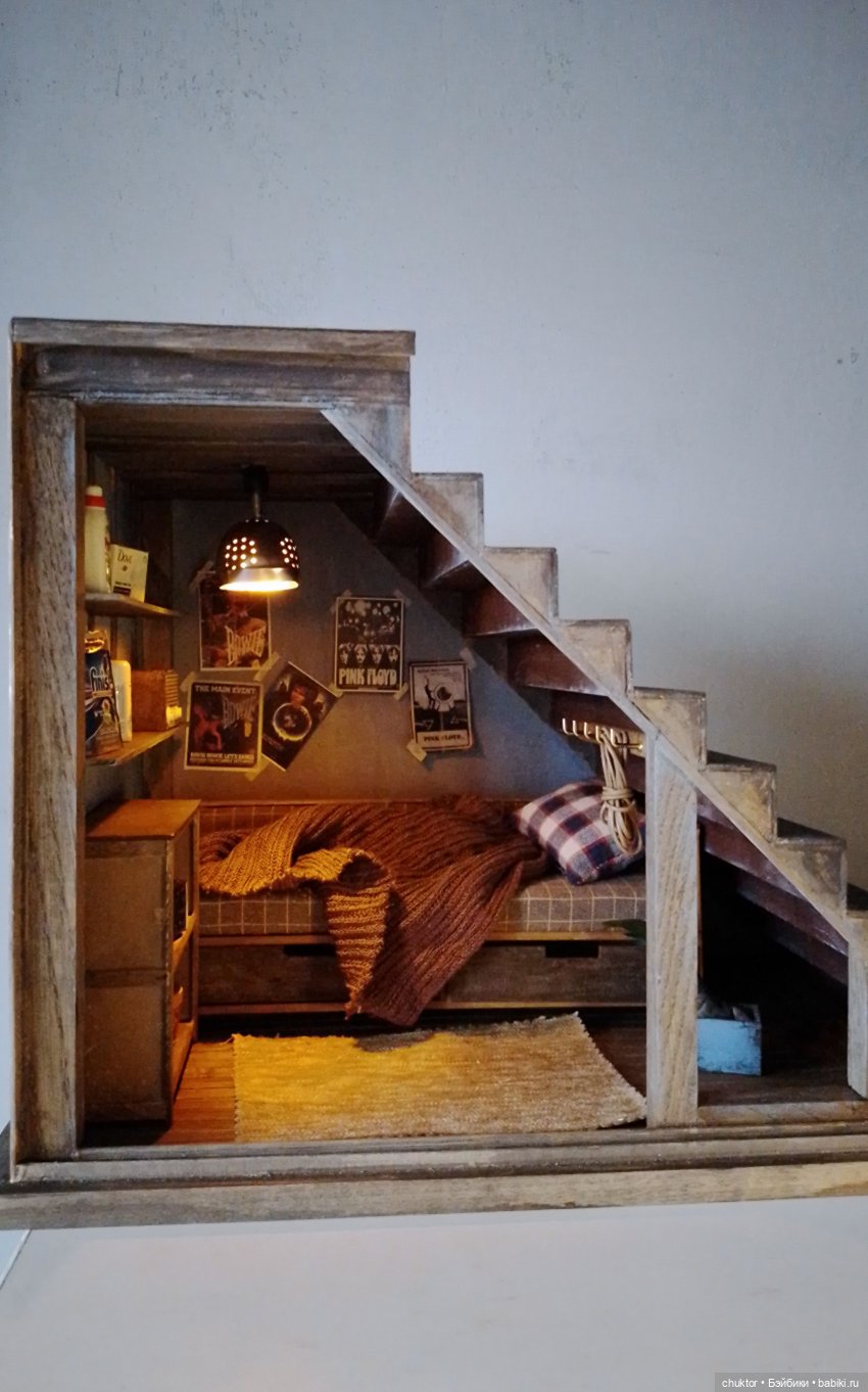 Под лестницей — Румбоксы и кукольные интерьеры: фото