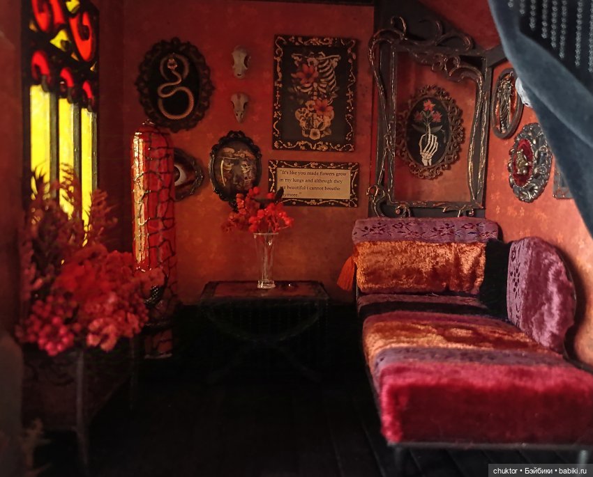 Красная комната — Румбоксы и кукольные интерьеры: фото