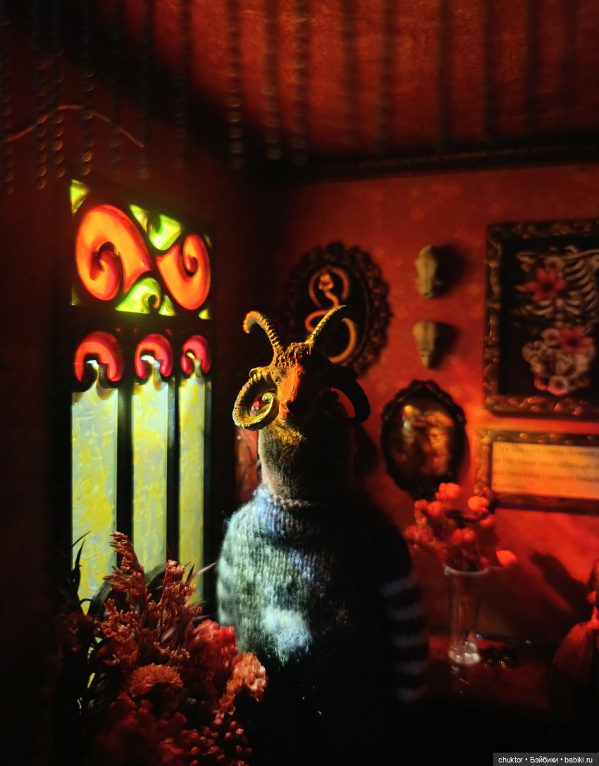 Красная комната — Румбоксы и кукольные интерьеры: фото