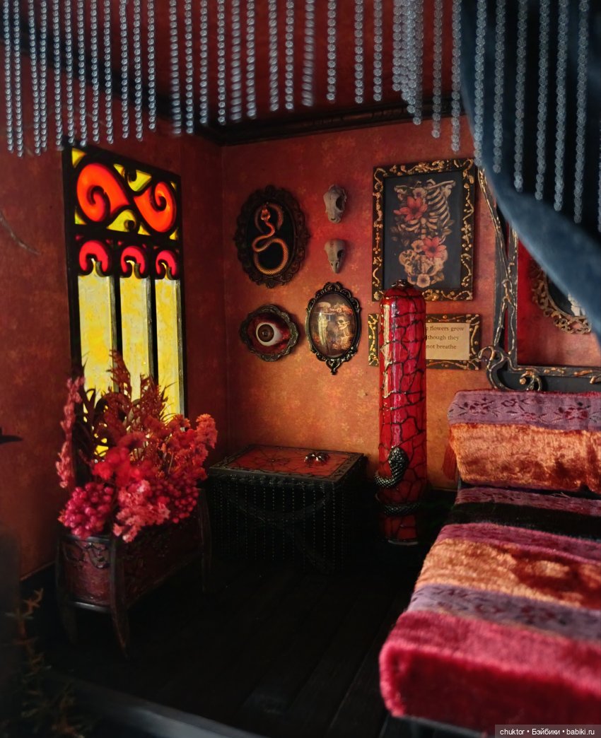 Красная комната — Румбоксы и кукольные интерьеры: фото