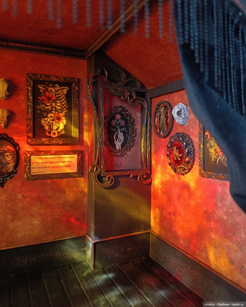 Красная комната — Румбоксы и кукольные интерьеры: фото