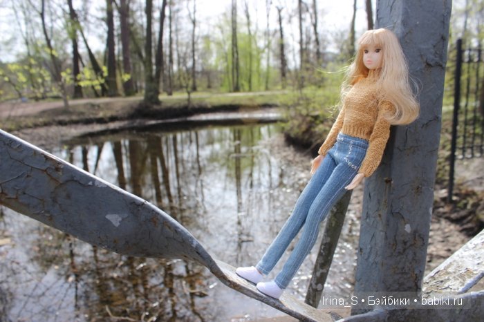 Приключения Йоко Кин, Момоко. Часть 2. Первомайская прогулка