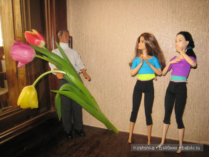 С праздником весны, дорогие девочки