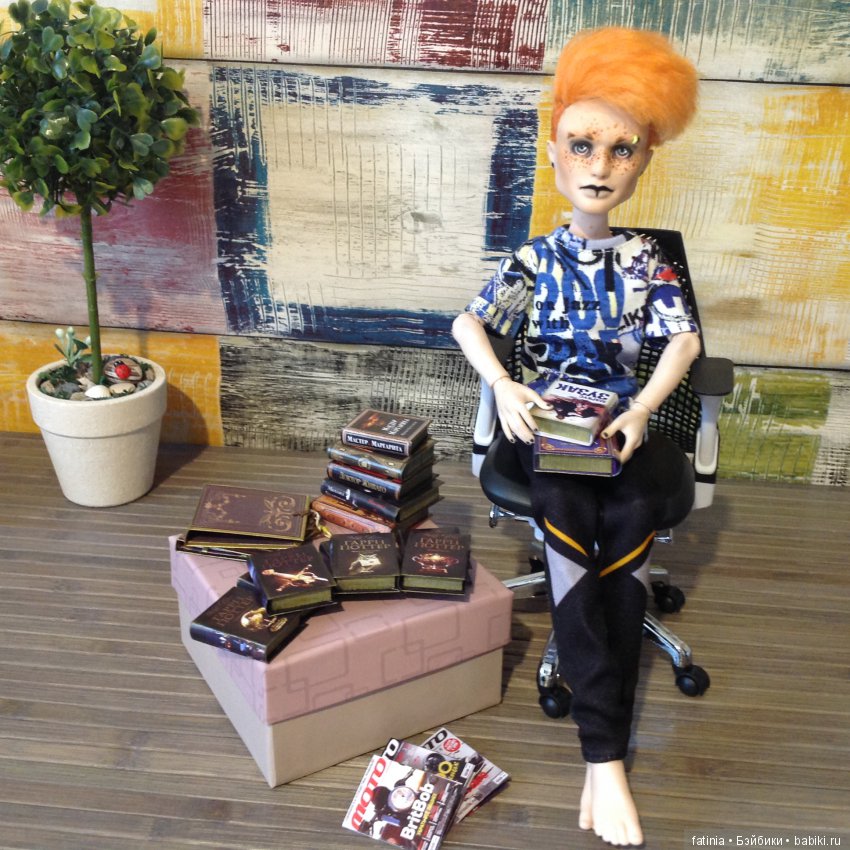 Библиотека и другая печатная продукция для наших кукол (фото 10)