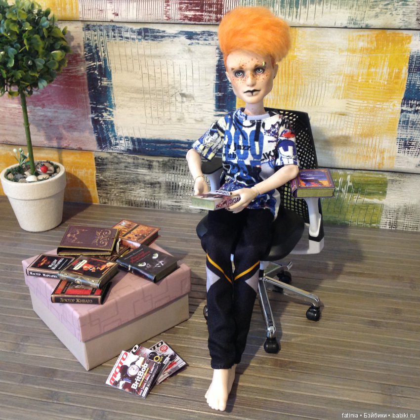 Библиотека и другая печатная продукция для наших кукол (фото 4)