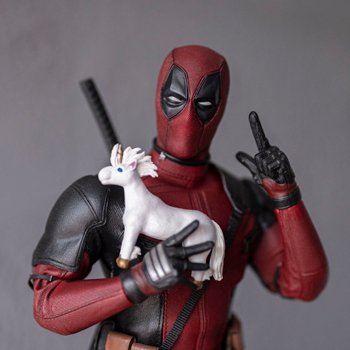 Дэдпул и подруженька