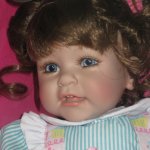 Знакомство с Адорой