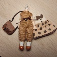 Тело Penny's box с одеждой