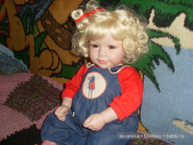 Джастина после распаковки.