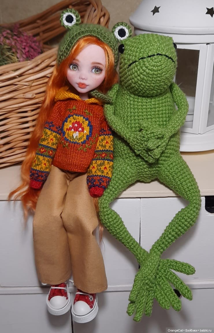 Снова много одежды для кукол