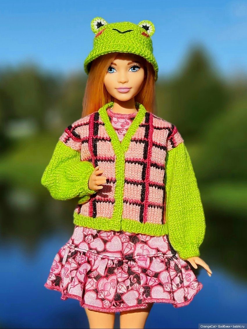 Снова много одежды для кукол