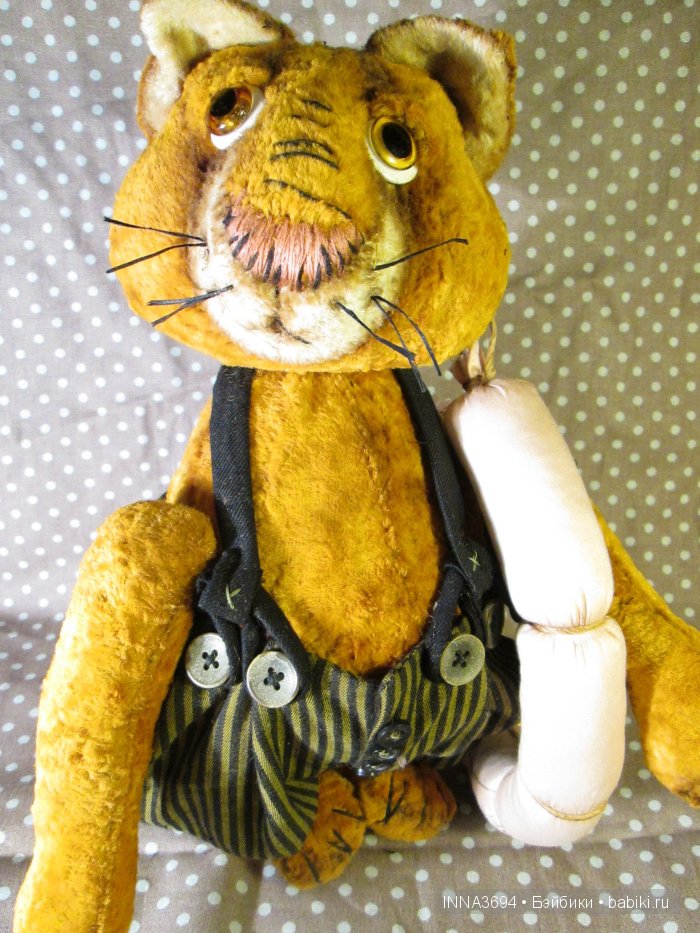 Кот с колбасой. Авторские игрушки Инны Будагян (фото 5)