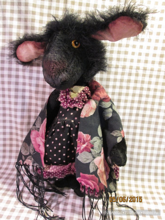 Овца с шалью. Игрушка ручной работы (фото 2)