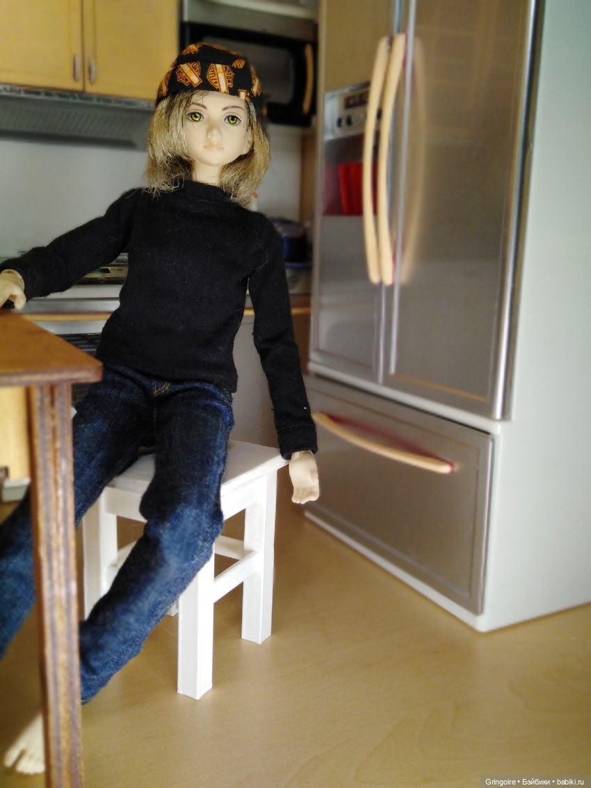 Табуретка 1/6 и школьная дружба. Часть 1