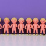 Резиновые пупсики Ари с желтыми волосами, ГДР, высота 8 см