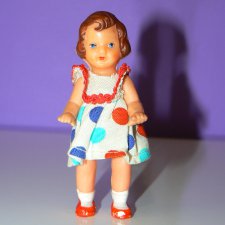 Резиновая куколка Ari из детства раннего выпуска, высота 9 см, ГДР