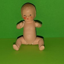 Керамический пупсик Hertwig 1508,  высота 8 см