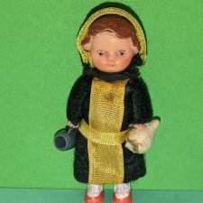 Резиновый пупсик в одежде монаха Ари Ari August Riedeler GmbH &Co KG, ГДР, высота 8 см