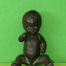 Редкий керамический пупсик негритенок Hertwig, высота 7 см