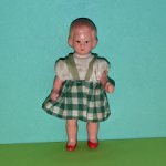 Керамическая куколка Tebu с рельефными волосами, высота 8,5 см