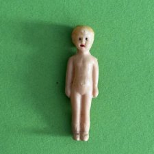 Редкая целлулоидная куколка Petitcolin, высота 5 см