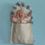 Керамический пупсик Tebu в родном костюмчике и конвертике, высота 7 см