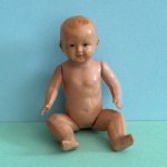 Редкий довоенный целлулоидный пупсик Schildkrot, высота 9,5 см