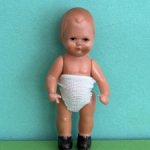 Куколка с рельефными волосами Edi, молд 7 в трусиках, высота 7 см