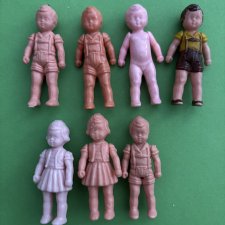 Маленькие куколки с рельефными волосами, высота 5,5 см