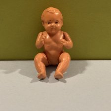 Целлулоидная куколка Minerva с рельефными волосами, высота 7 см