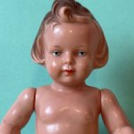 Очаровательная голубоглазая куколка Milon Gehler с рельефными волосами, высота 22 см