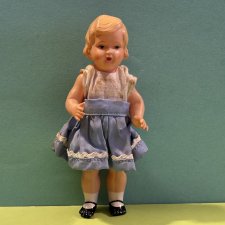 Целлулоидная куколка Minerva с рельефными волосами, высота 14 см