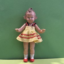 Очаровательная куколка Мигешка Milon Gehler в желтом платье, высота 18 см