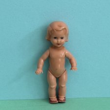 Маленькая куколка Sweetheart из колкого пластика, высота 5 см