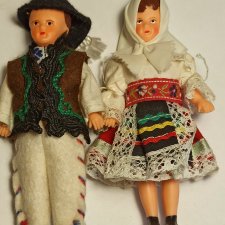 Мини-куколки ARI в национальных костюмах