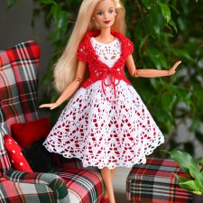 Наряд для куклы Барби
