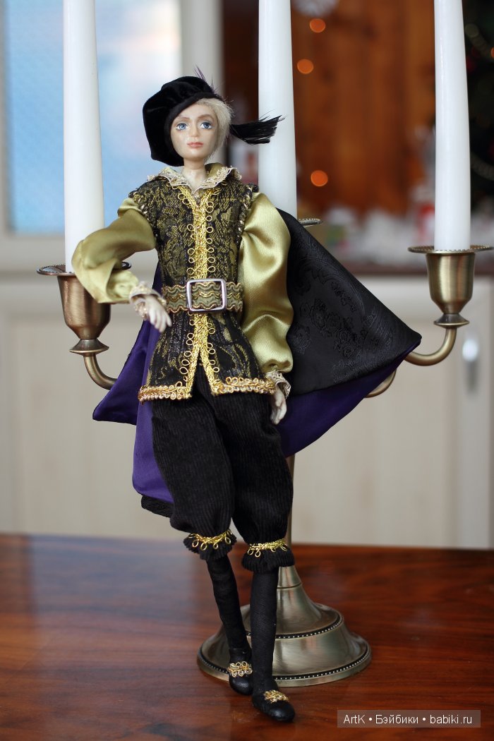 Интерьерная кукла ручной работы на проволочном каркасе. Лицо, туловище, руки - "холодный фарфор"