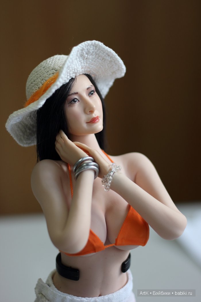 Кукла Phicen на стальном каркасе