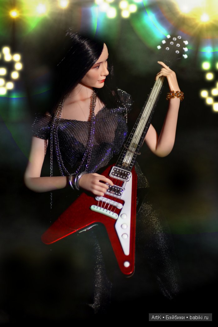 Роковая красотка (Phicen) (фото 10)